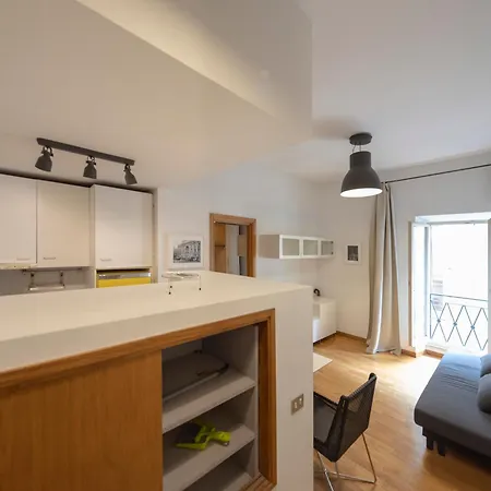 Spanish Steps, Dominic, Strollingrome Appartement